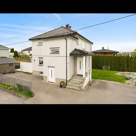 3 Bedroom Apartment Close To Torp Airport Sandefjord Exterior photo