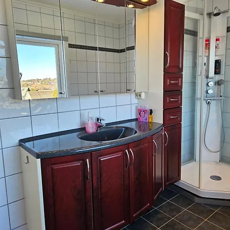 3 Bedroom Apartment Close To Torp Airport Sandefjord Exterior photo