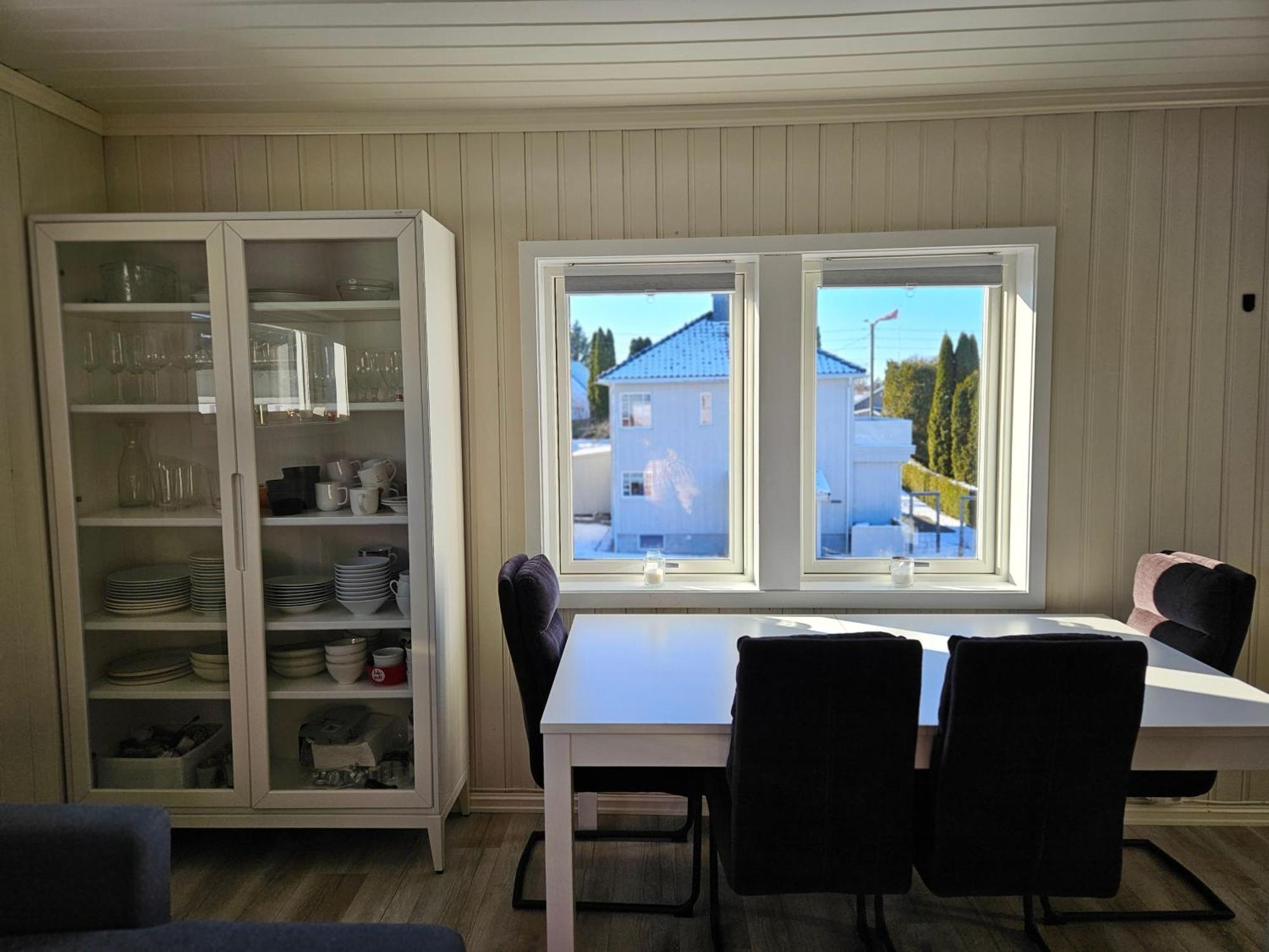 3 Bedroom Close To Torp Airport Сандефьорд